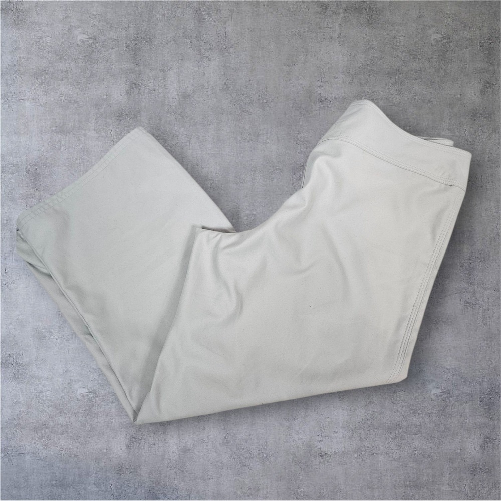 Patagonia‎ Womens Bone White Microfiber Cropped Pants Wide Leg Casual Size 6 W32
